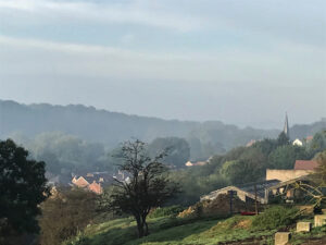 Le village niché dans la vallée de la Dyle